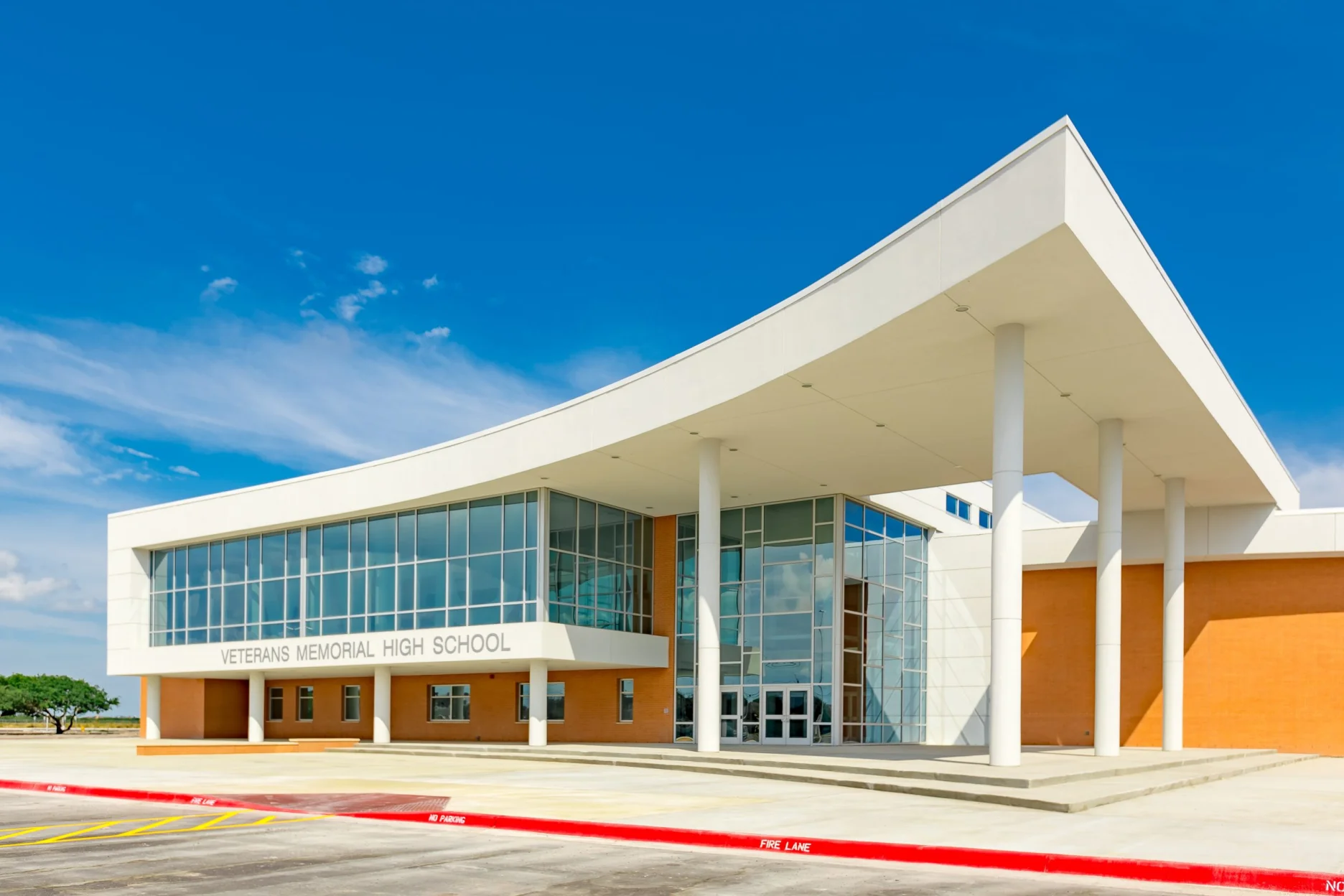 Corpus Christi ISD - Veterans Memorial High School exterior - Corpus Christi, TX